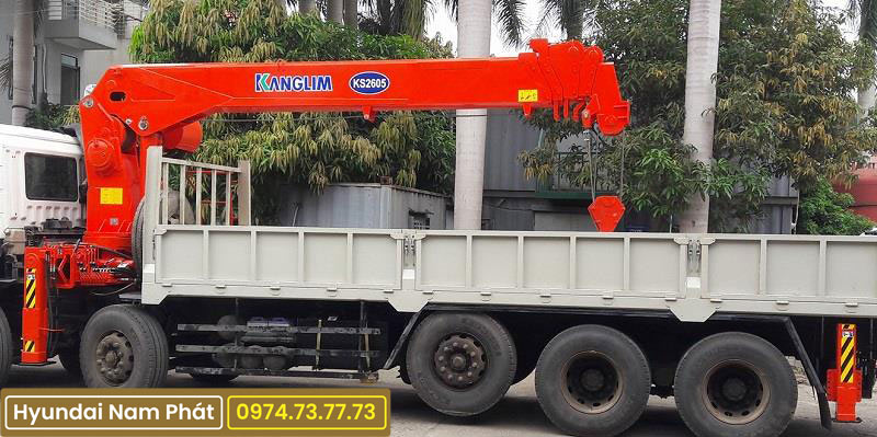 Xe Tải Hyundai 4 Chân HD320 Gắn Cẩu KangLim 10 Tấn KS2605